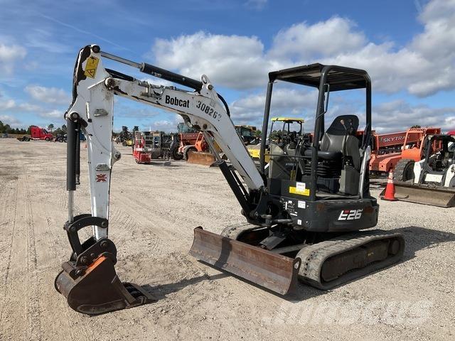 Bobcat E26 حفارات زحافة