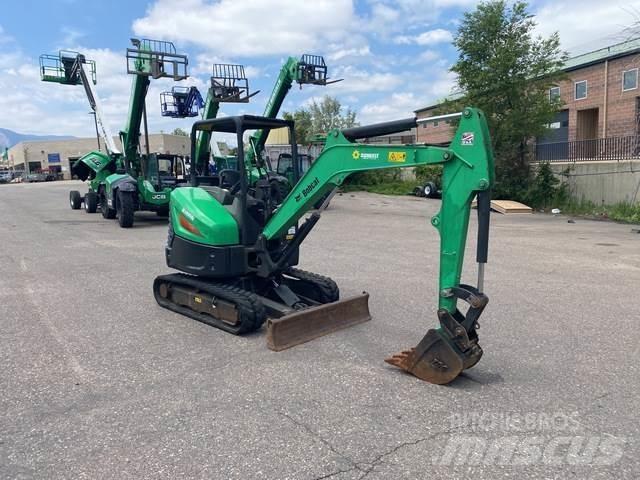 Bobcat E32 حفارات زحافة