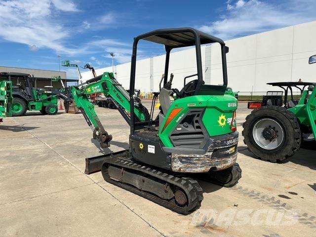 Bobcat E32 حفارات زحافة
