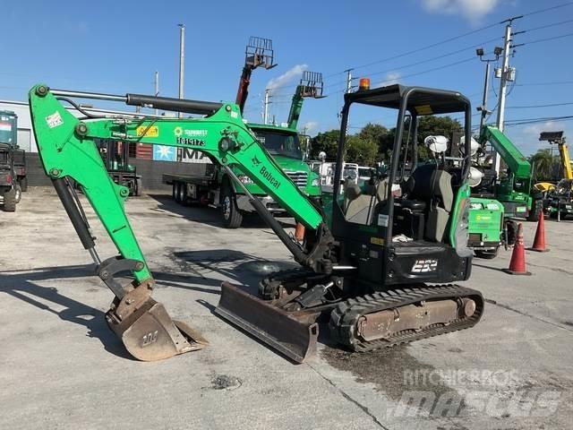 Bobcat E32i حفارات زحافة