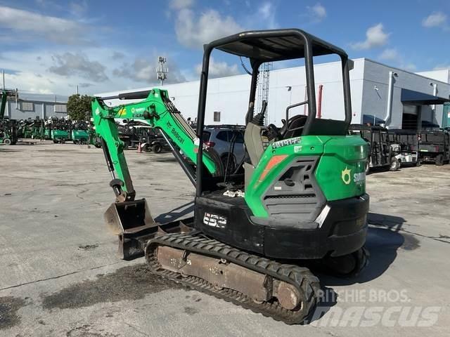 Bobcat E32i حفارات زحافة