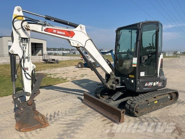 Bobcat E35 حفارات زحافة