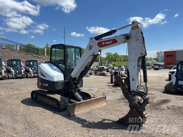 Bobcat E42 حفارات زحافة