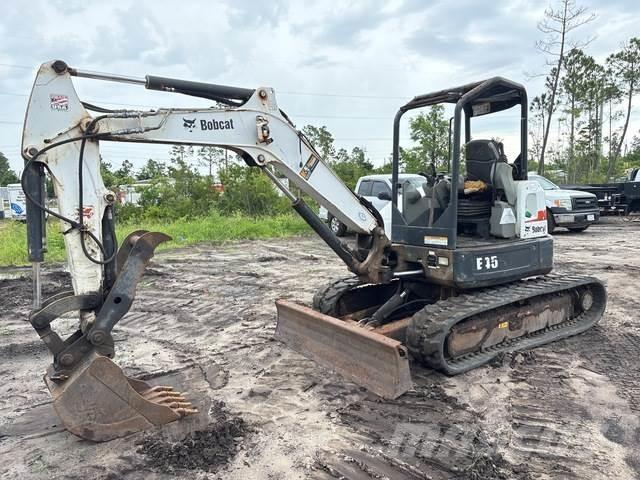Bobcat E45 حفارات زحافة