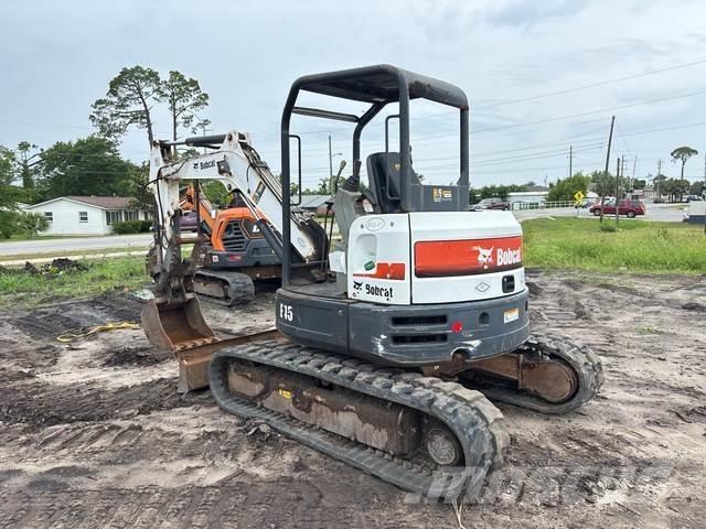 Bobcat E45 حفارات زحافة
