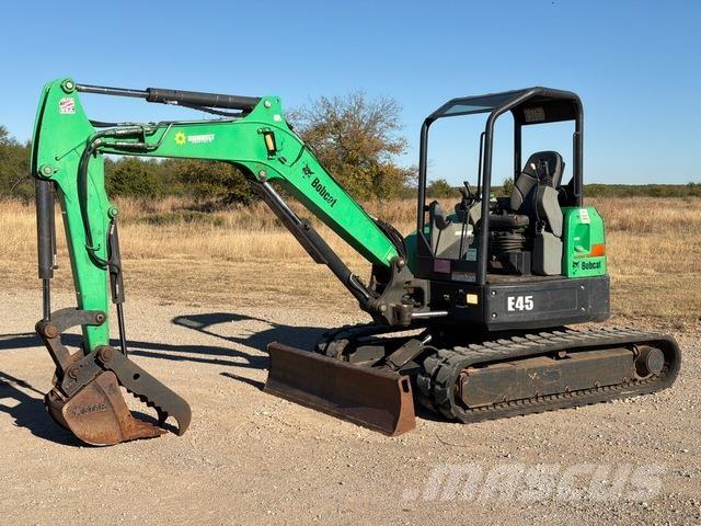 Bobcat E45 حفارات زحافة