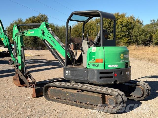 Bobcat E45 حفارات زحافة