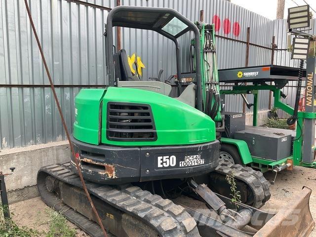 Bobcat E50 حفارات زحافة