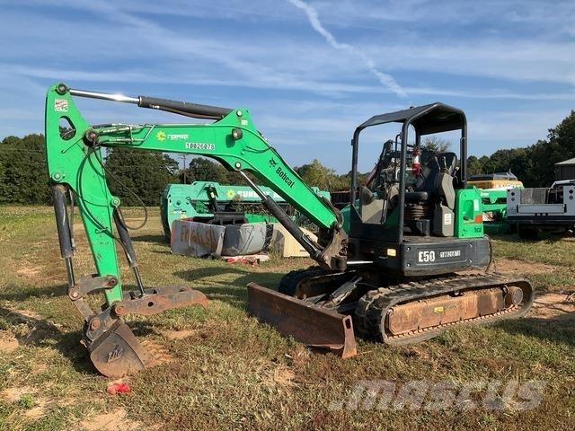 Bobcat E50 حفارات زحافة