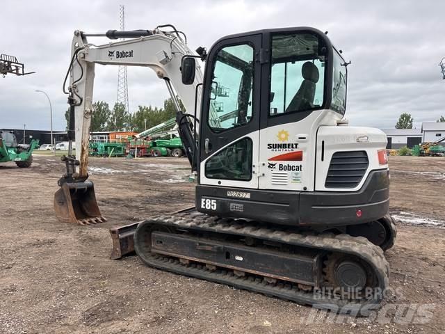 Bobcat E85 حفارات زحافة