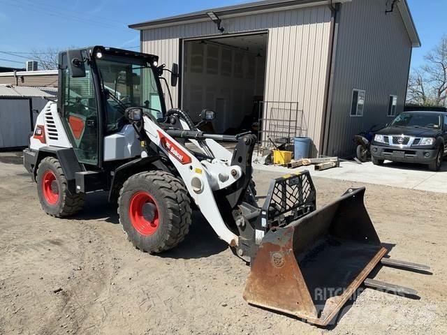 Bobcat L65 لوادر بعجل
