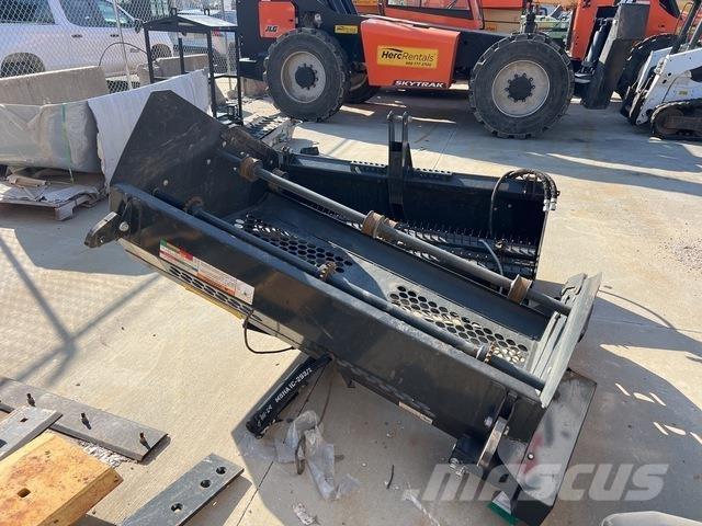 Bobcat LR 6B أخرى