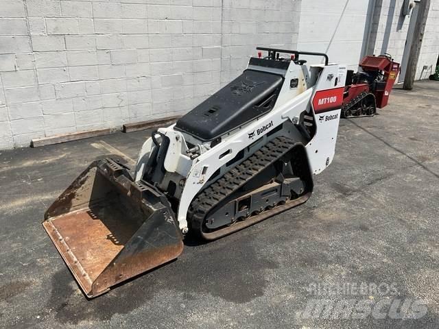 Bobcat MT100 لوادر انزلاقية التوجيه
