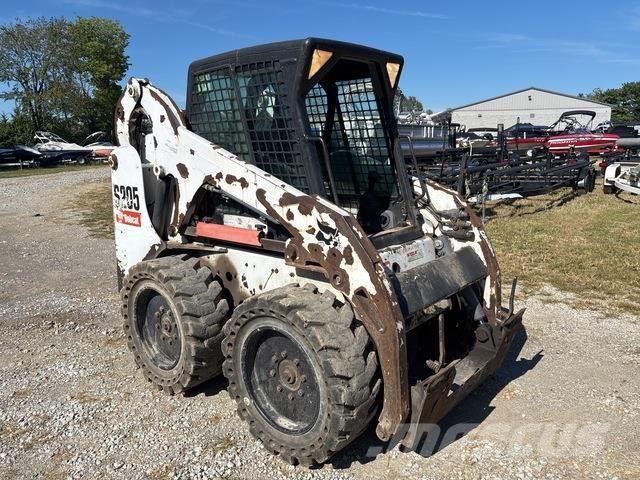 Bobcat S205 لوادر انزلاقية التوجيه