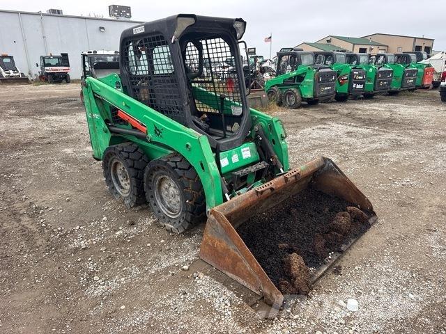 Bobcat S450 لوادر انزلاقية التوجيه