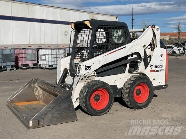 Bobcat S530 لوادر انزلاقية التوجيه