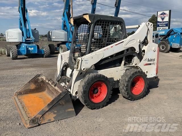 Bobcat S530 لوادر انزلاقية التوجيه