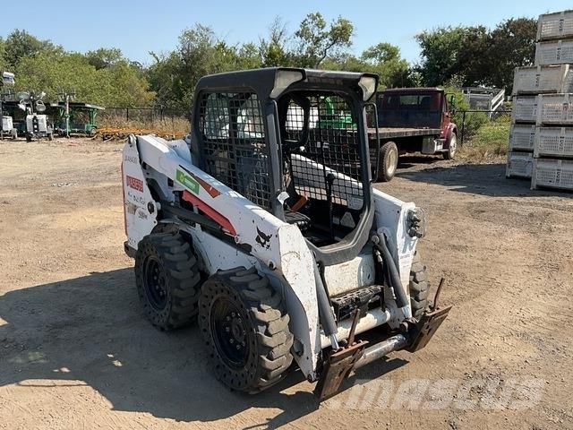 Bobcat S550 لوادر انزلاقية التوجيه