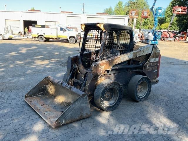 Bobcat S550 لوادر انزلاقية التوجيه