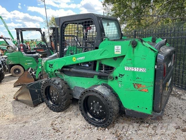Bobcat S550 لوادر انزلاقية التوجيه