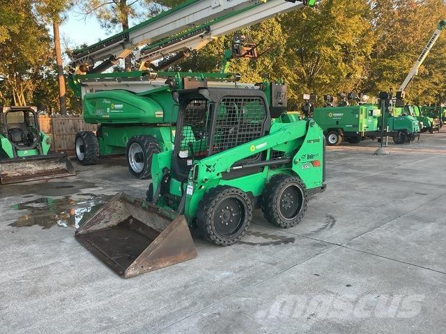 Bobcat S550 لوادر انزلاقية التوجيه