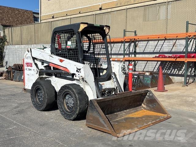 Bobcat S550 لوادر انزلاقية التوجيه