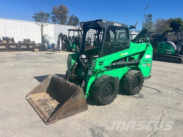 Bobcat S550 لوادر انزلاقية التوجيه