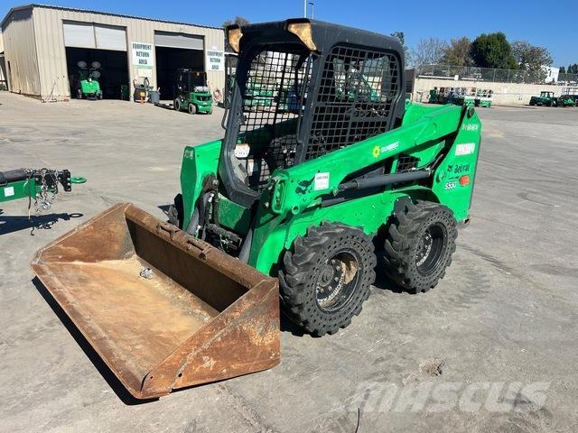 Bobcat S550 لوادر انزلاقية التوجيه