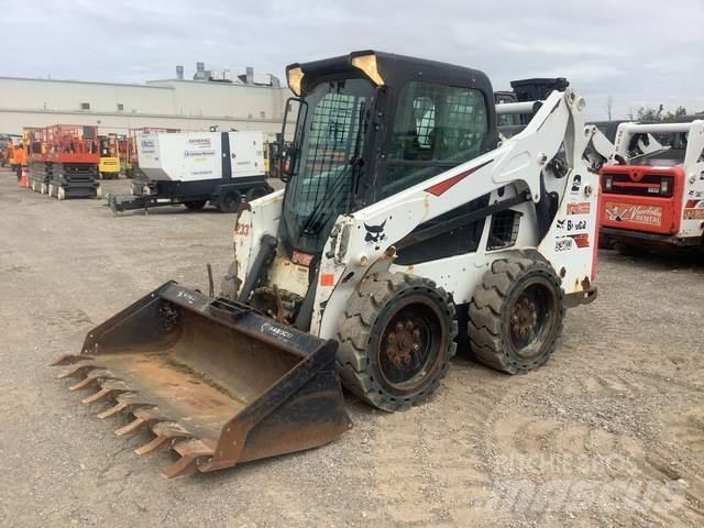Bobcat S570 لوادر انزلاقية التوجيه