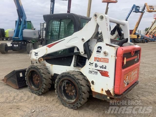 Bobcat S570 لوادر انزلاقية التوجيه