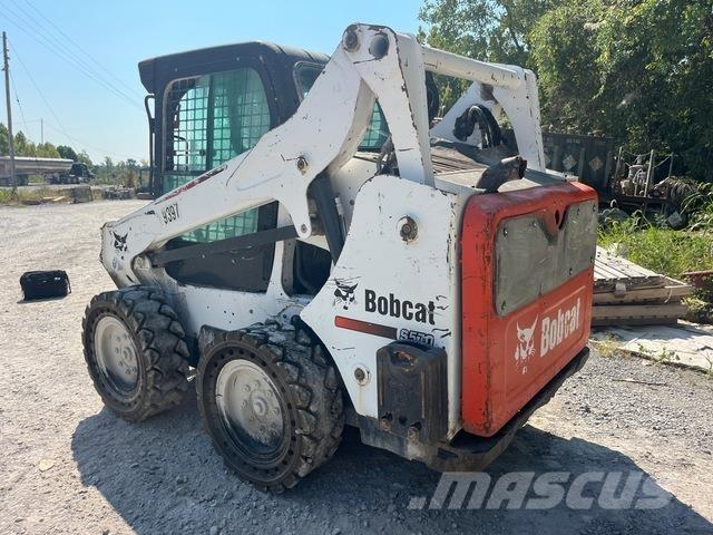 Bobcat S570 لوادر انزلاقية التوجيه