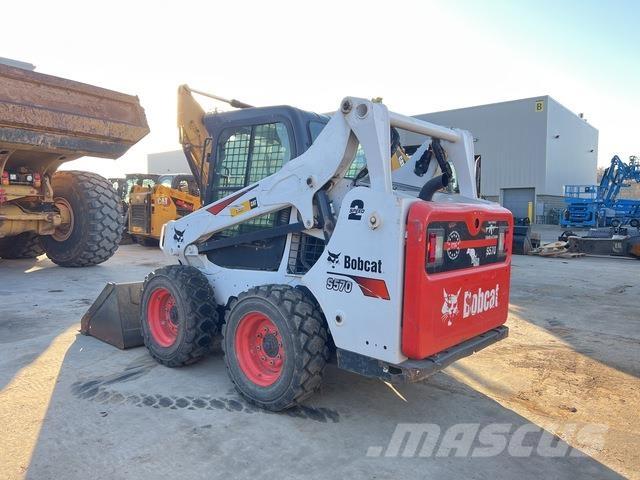Bobcat S570 لوادر انزلاقية التوجيه