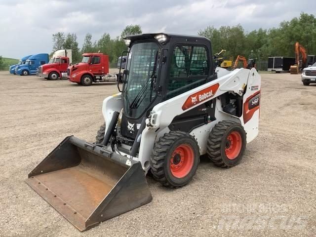 Bobcat S62 لوادر انزلاقية التوجيه