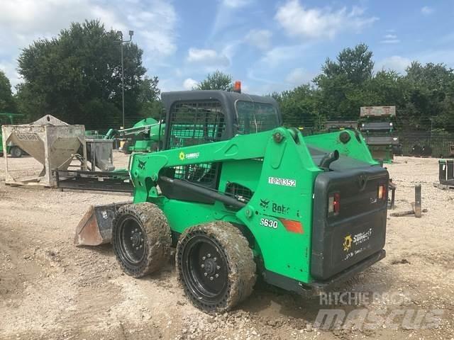 Bobcat S630 لوادر انزلاقية التوجيه