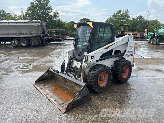 Bobcat S630 لوادر انزلاقية التوجيه