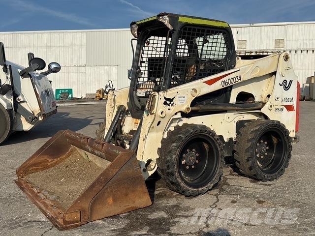 Bobcat S630 لوادر انزلاقية التوجيه