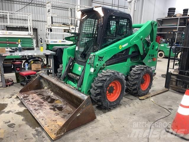 Bobcat S650 لوادر انزلاقية التوجيه