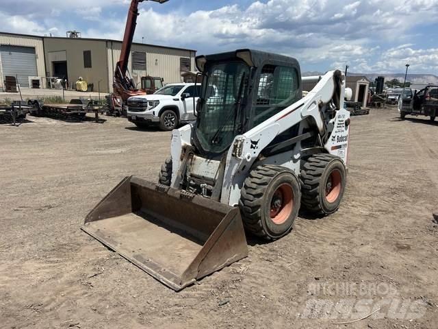 Bobcat S650 لوادر انزلاقية التوجيه