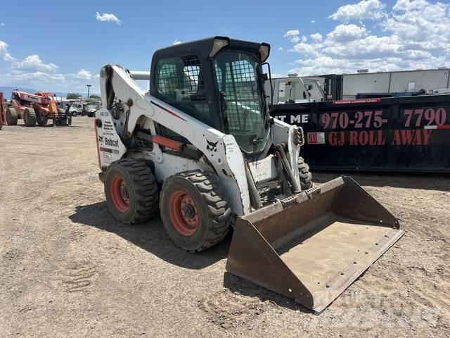 Bobcat S650 لوادر انزلاقية التوجيه