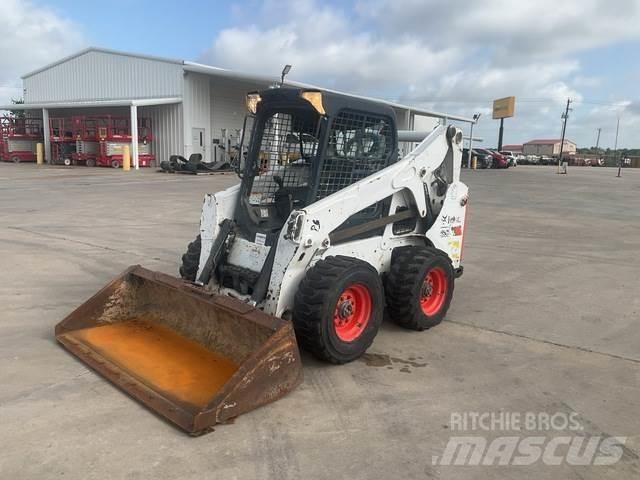 Bobcat S650 لوادر انزلاقية التوجيه