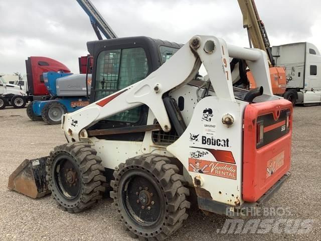 Bobcat S650 لوادر انزلاقية التوجيه