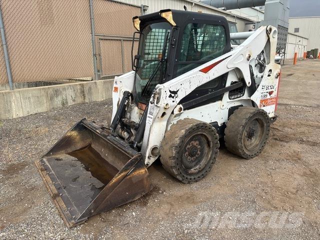 Bobcat S650 لوادر انزلاقية التوجيه