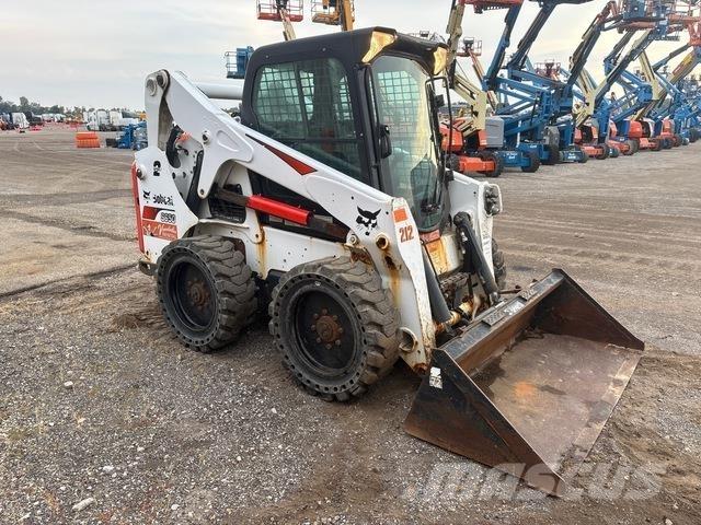 Bobcat S650 لوادر انزلاقية التوجيه