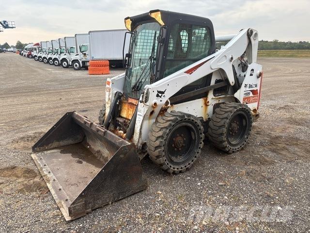 Bobcat S650 لوادر انزلاقية التوجيه