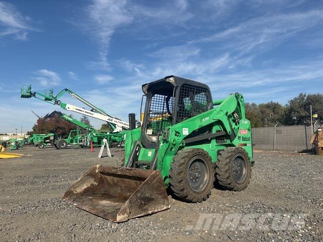 Bobcat S650 لوادر انزلاقية التوجيه