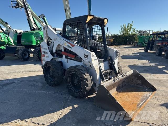 Bobcat S650 لوادر انزلاقية التوجيه