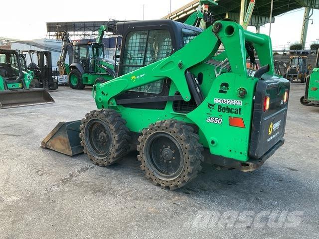Bobcat S650 لوادر انزلاقية التوجيه