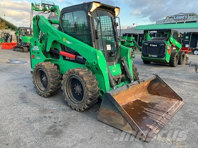 Bobcat S650 لوادر انزلاقية التوجيه