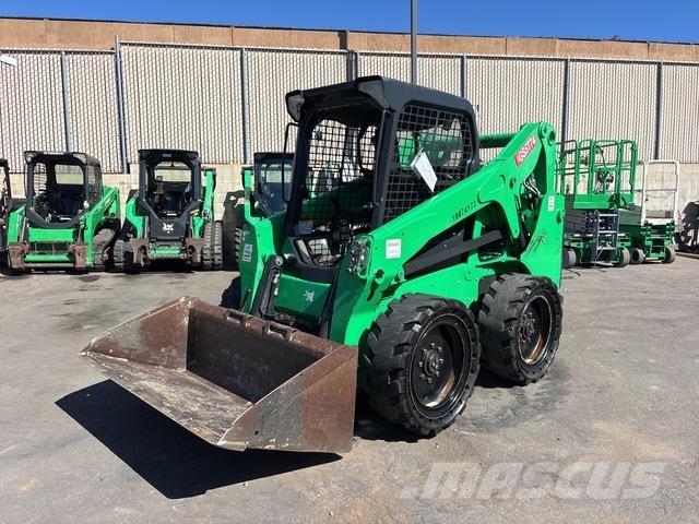 Bobcat S650 لوادر انزلاقية التوجيه