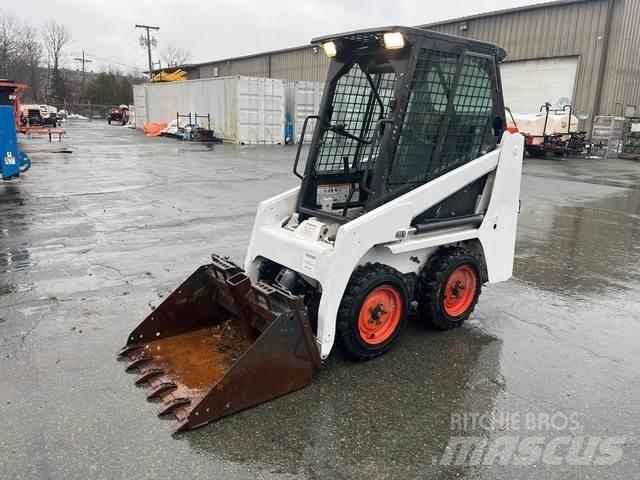 Bobcat S70 لوادر انزلاقية التوجيه